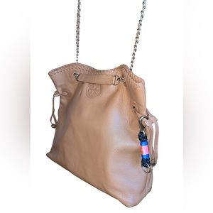 Tory Burch Marion Slouchy Pebbled Leather
Tote Bag